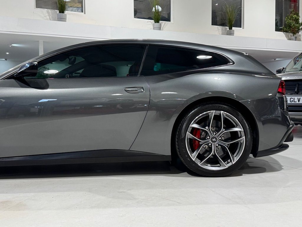 Used Ferrari Roma 2021 for sale - 77592240: Photo 12