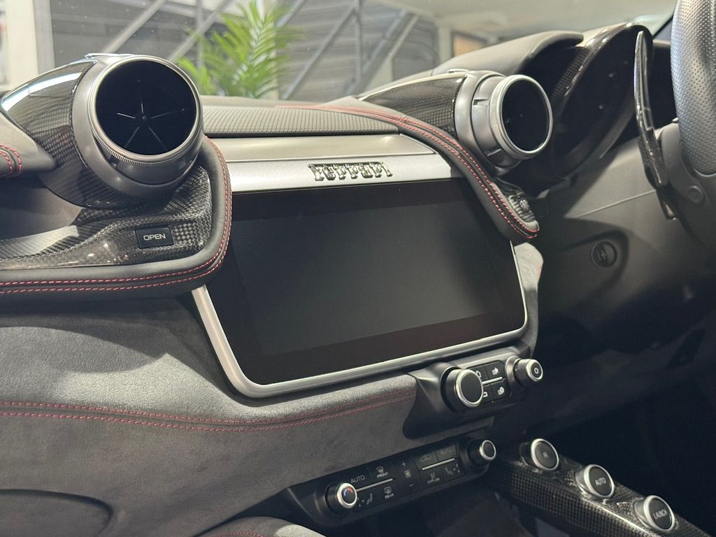 Used Ferrari Roma 2021 for sale - 77592240: Photo 32