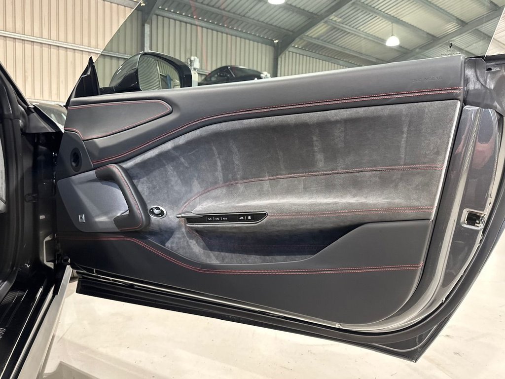 Used Ferrari Roma 2021 for sale - 77592240: Photo 37