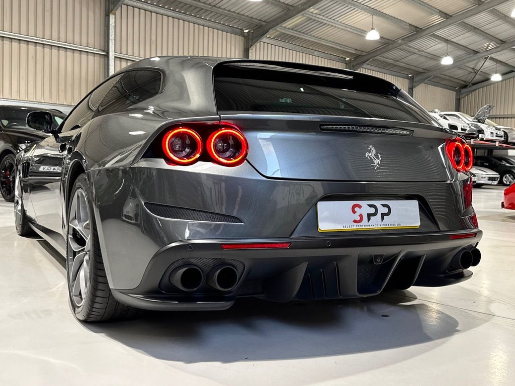 Used Ferrari Roma 2021 for sale - 77592240: Photo 44