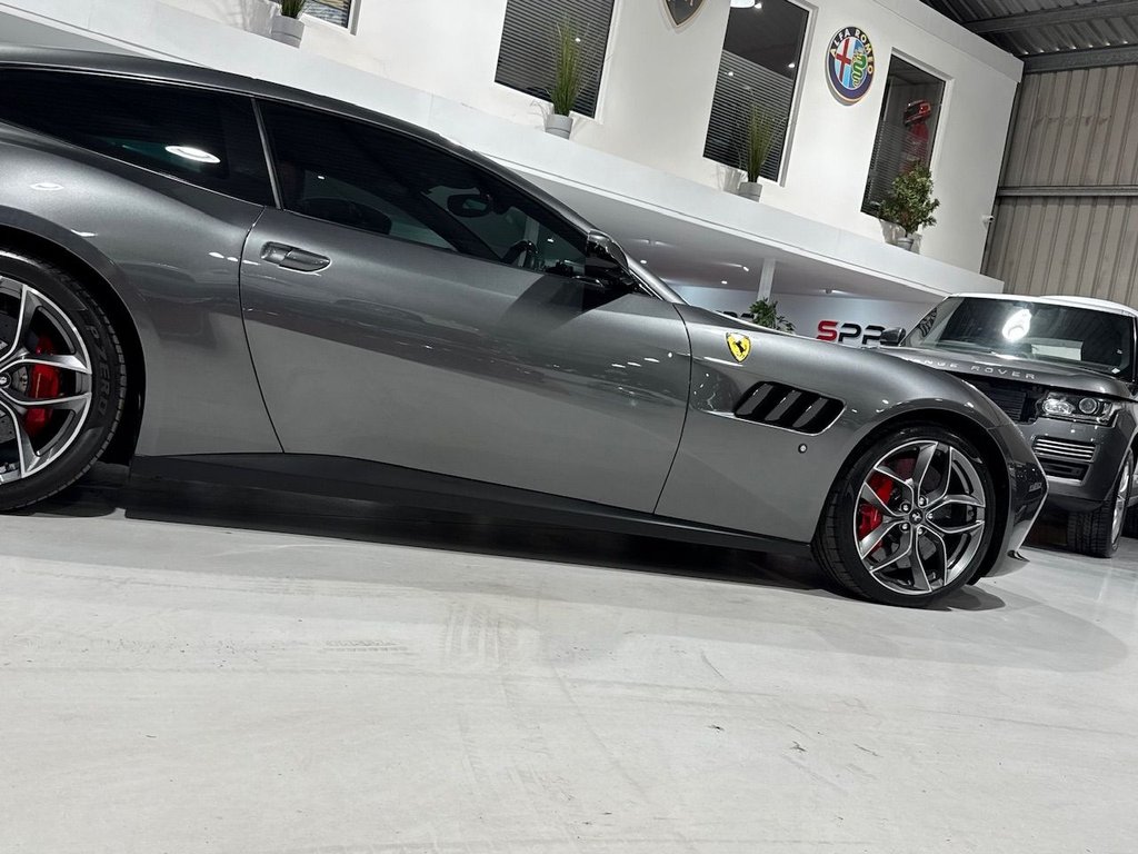 Used Ferrari Roma 2021 for sale - 77592240: Photo 45