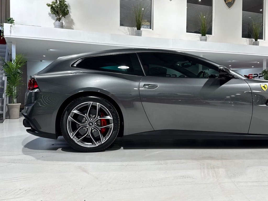 Used Ferrari Roma 2021 for sale - 77592240: Photo 7