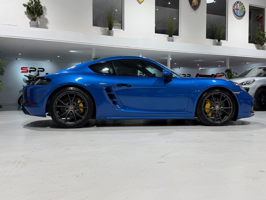 Used Porsche 718 Cayman 2018 for sale - 76386595: Photo 34