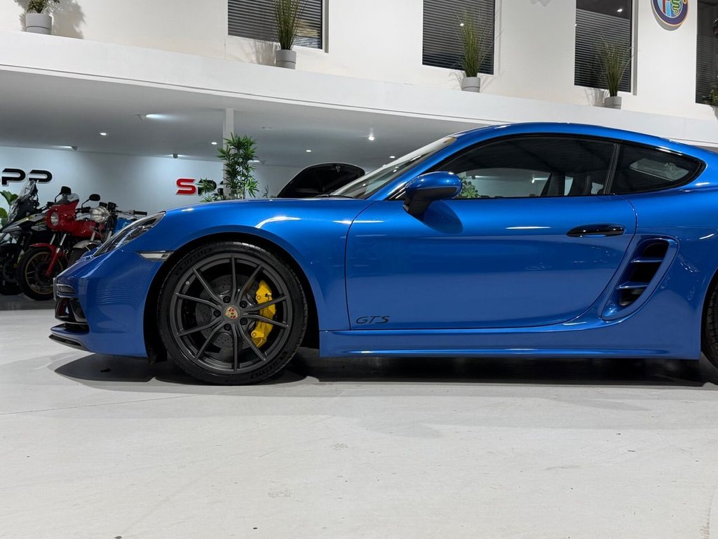 Used Porsche 718 Cayman 2018 for sale - 76386595: Photo 36