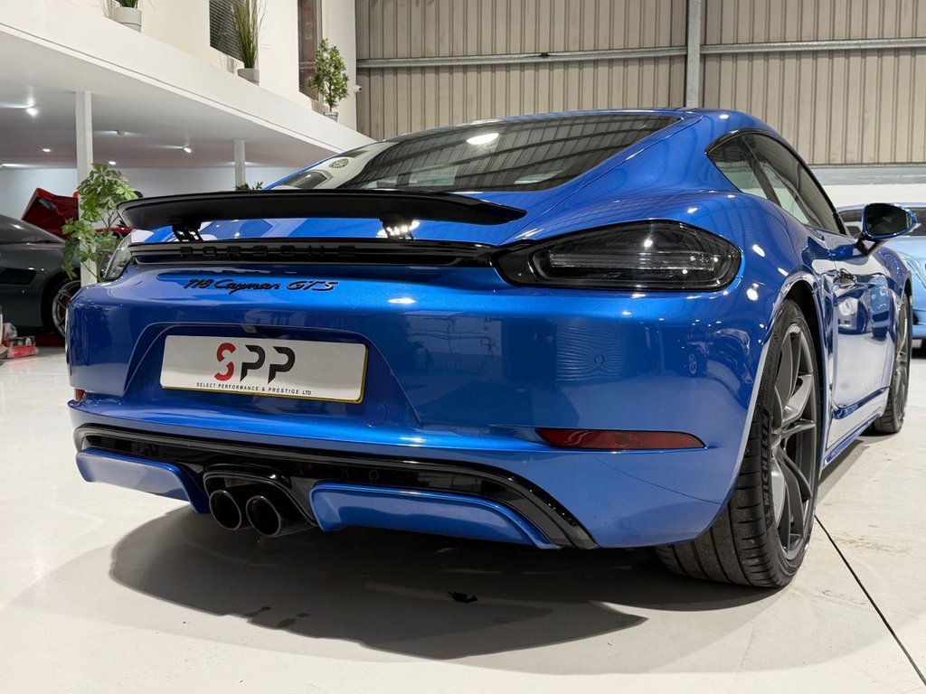 Used Porsche 718 Cayman 2018 for sale - 76386595: Photo 38