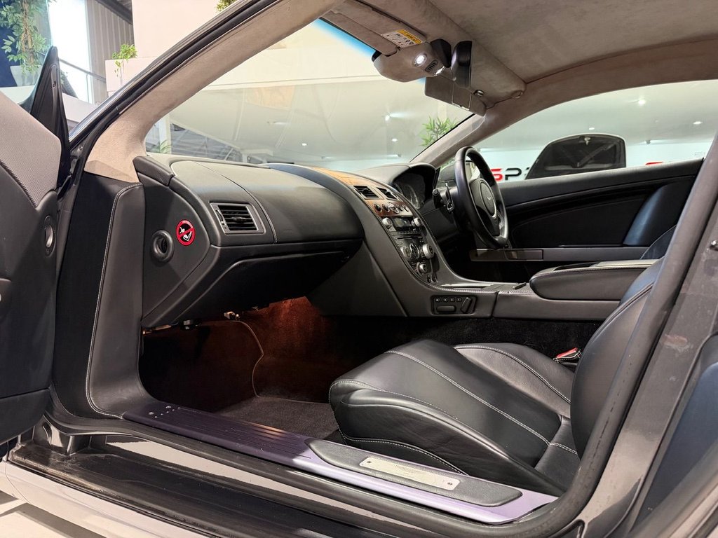 Used Aston Martin DB9 2009 for sale - 76725099: Photo 15