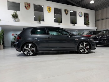 Used Volkswagen Golf 2014 for sale - 78677877: Photo