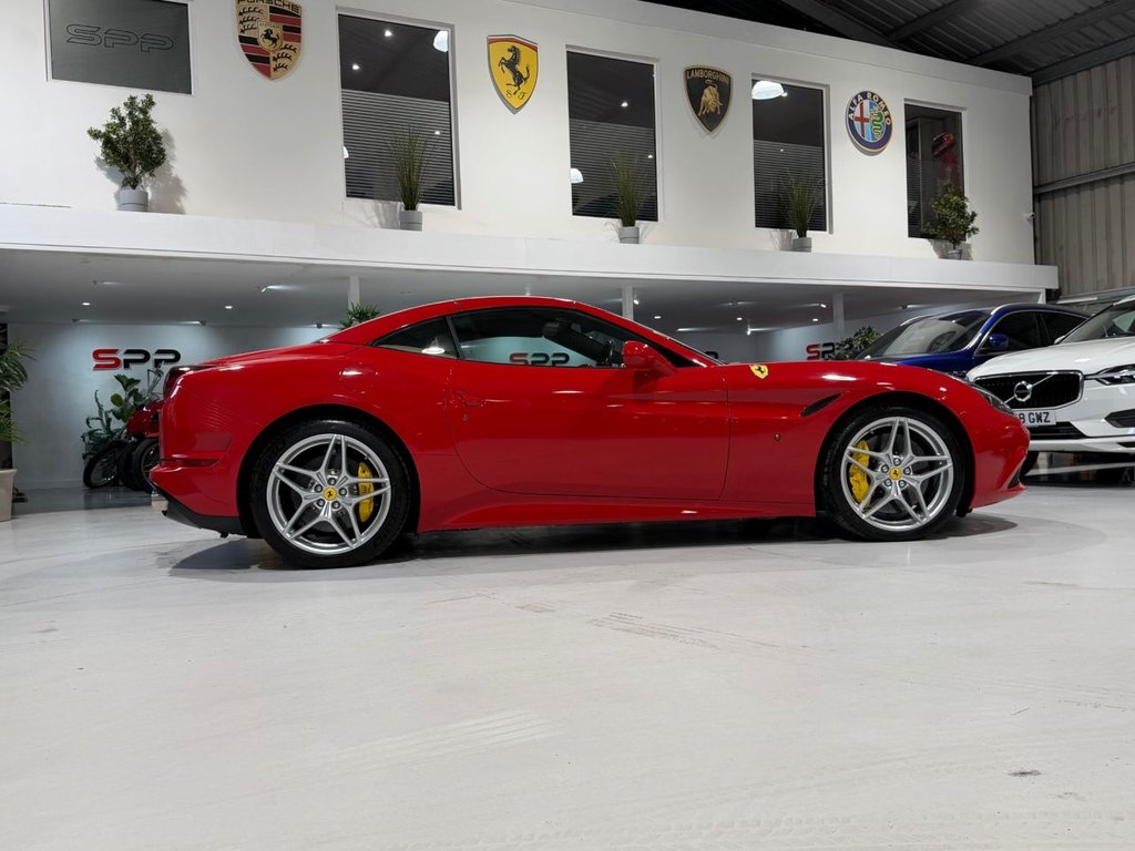 Used Ferrari California 2015 for sale - 78083096: Photo 2