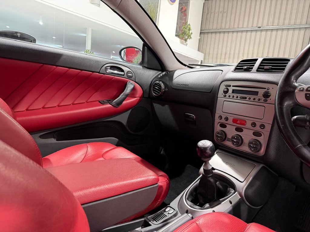 Used Alfa Romeo GT 2005 for sale - 77592239: Photo 20