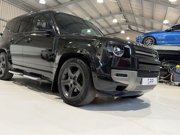Used Land Rover Defender 110 2022 for sale - 79141928: Photo
