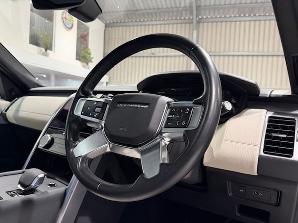 Used Land Rover Discovery 2022 for sale - 76190811: Photo 15