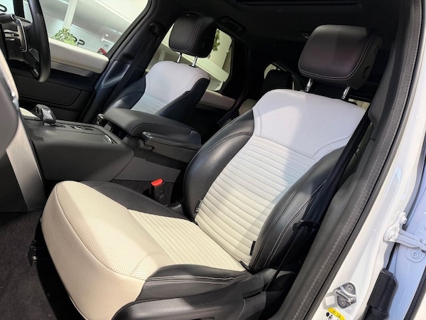 Used Land Rover Discovery 2022 for sale - 76190811: Photo 16