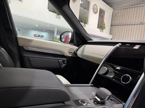 Used Land Rover Discovery 2022 for sale - 76190811: Photo 22