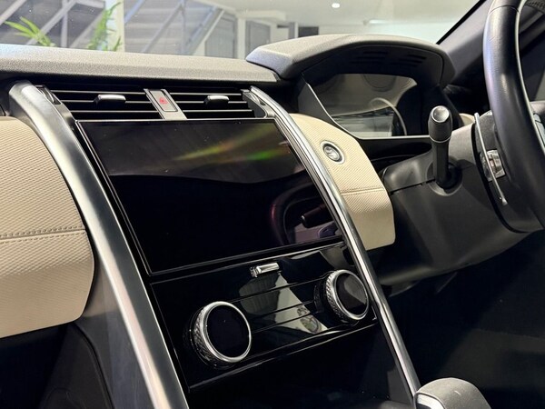 Used Land Rover Discovery 2022 for sale - 76190811: Photo 24