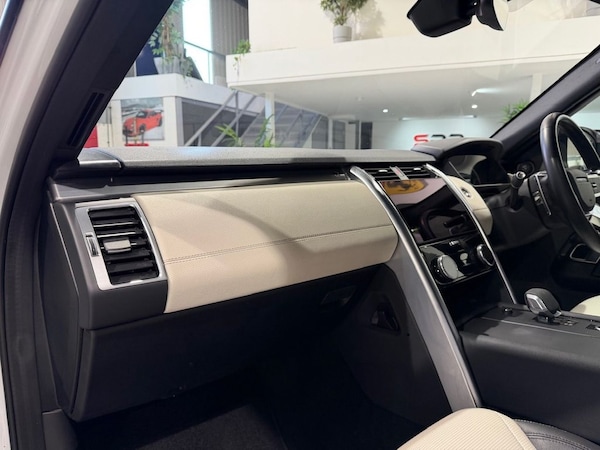Used Land Rover Discovery 2022 for sale - 76190811: Photo 26