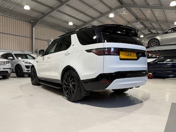 Used Land Rover Discovery 2022 for sale - 76190811: Photo 3