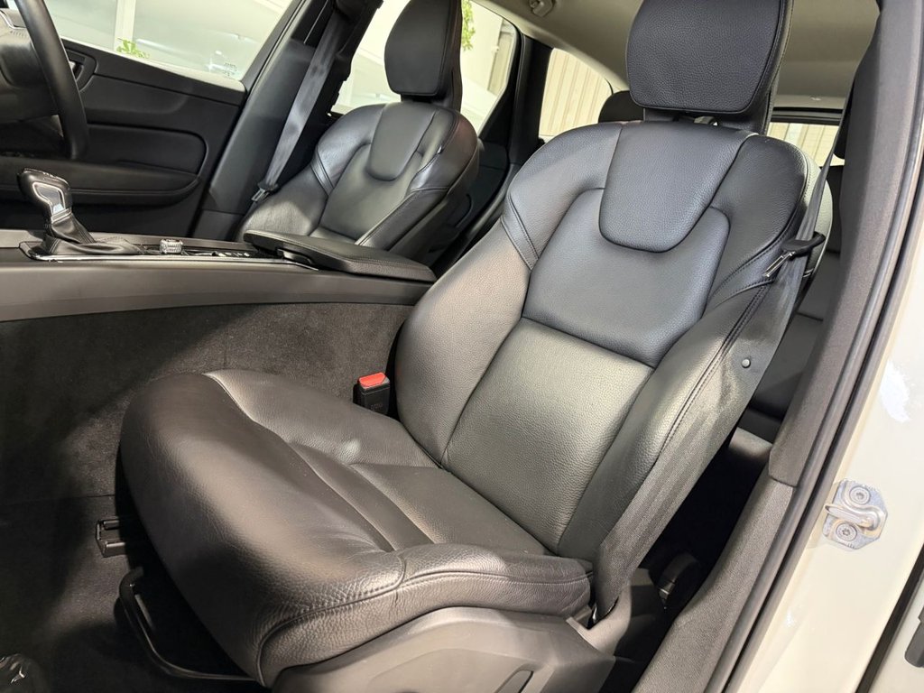 Used Volvo XC60 2018 for sale - 78056427: Photo 15