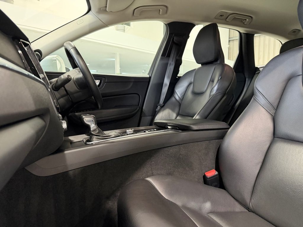 Used Volvo XC60 2018 for sale - 78056427: Photo 16