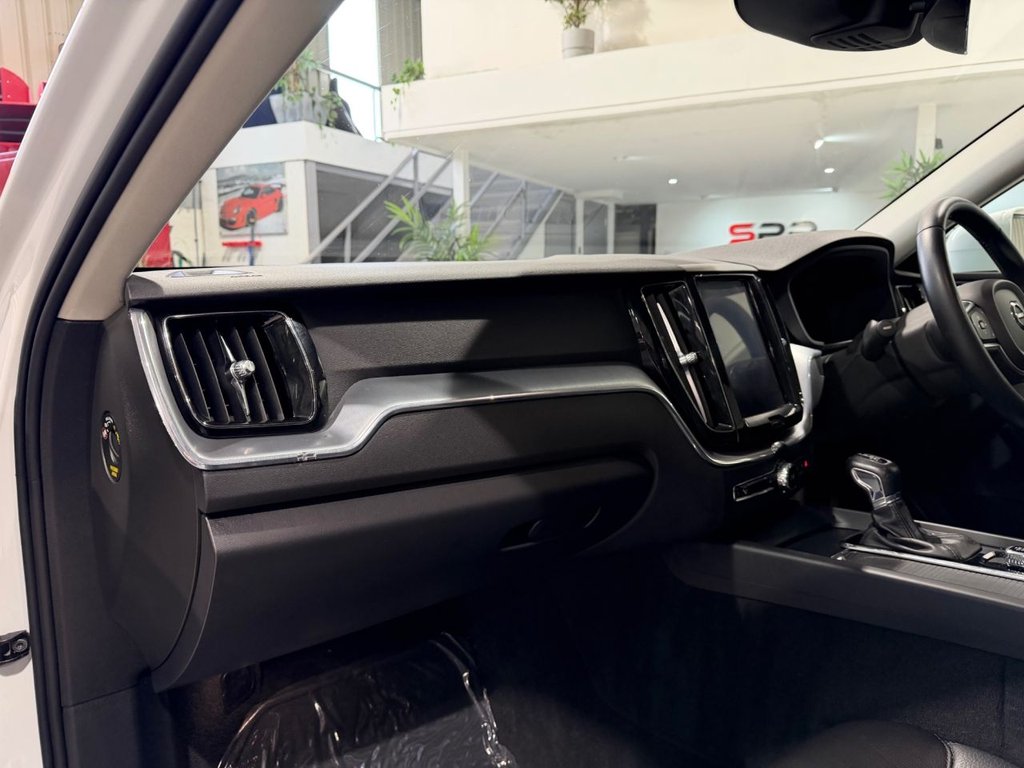 Used Volvo XC60 2018 for sale - 78056427: Photo 19