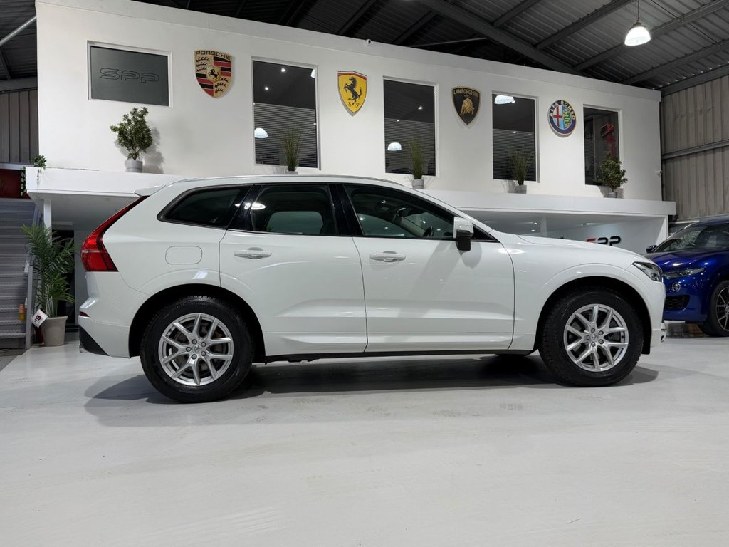 Used Volvo XC60 2018 for sale - 78056427: Photo 2