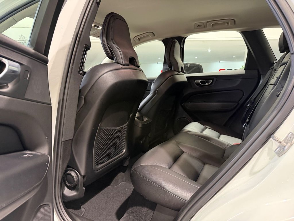 Used Volvo XC60 2018 for sale - 78056427: Photo 38