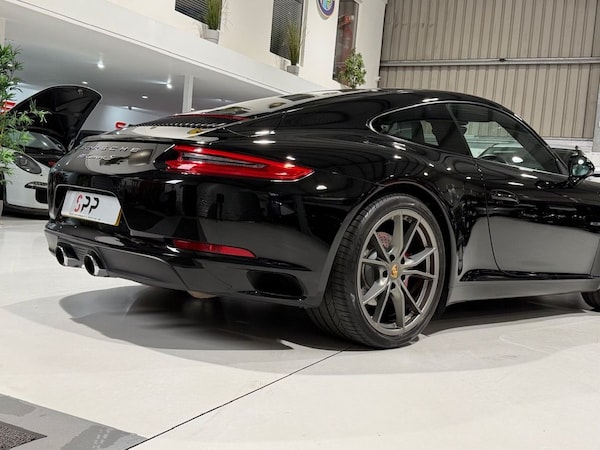Used Porsche 911 2016 for sale - 76224004: Photo 32