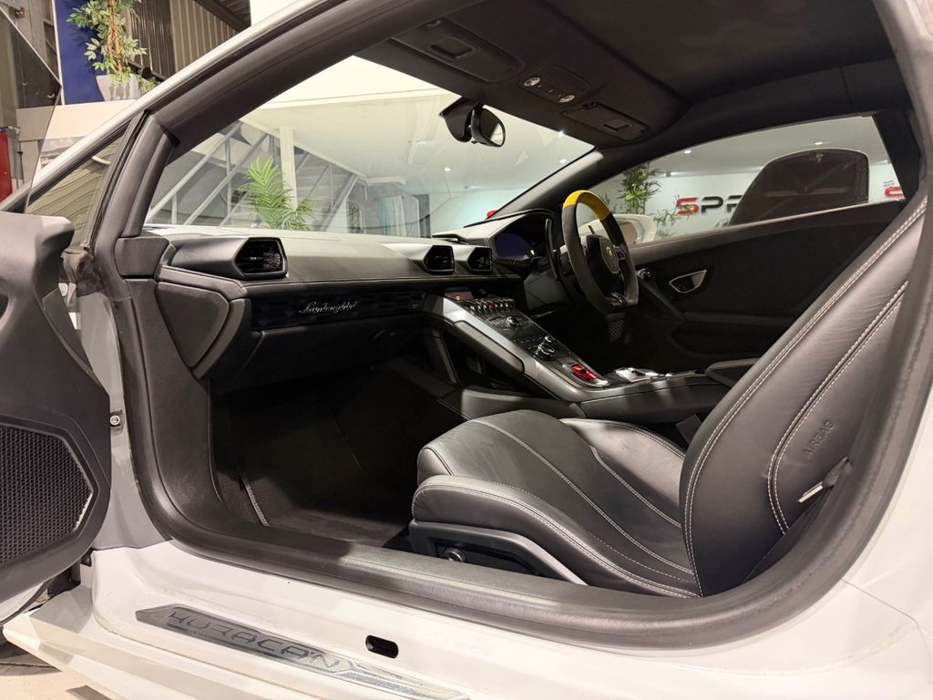Used Lamborghini Huracan 2014 for sale - 77592247: Photo 18