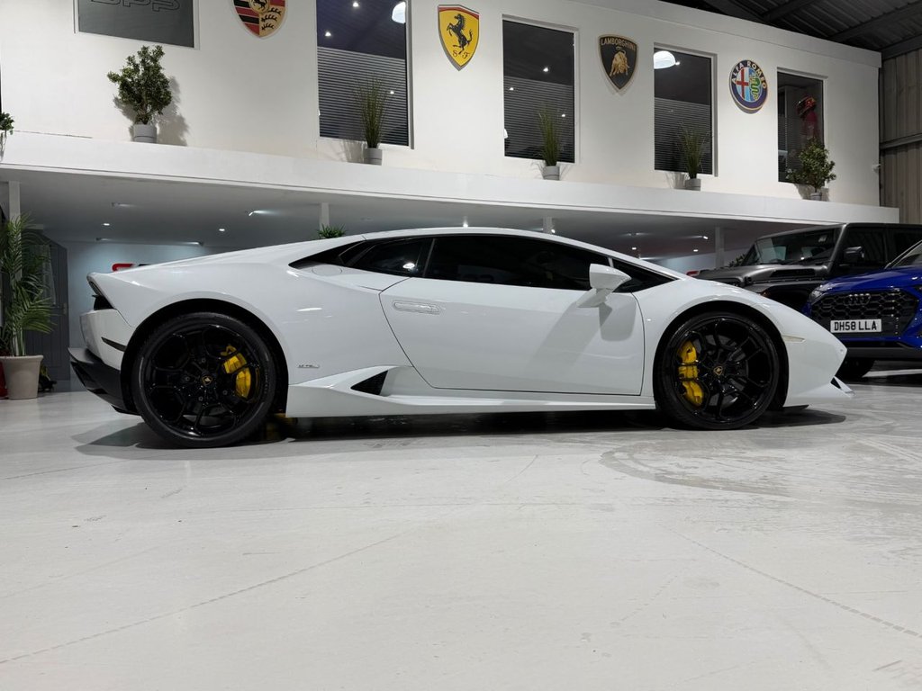Used Lamborghini Huracan 2014 for sale - 77592247: Photo 2