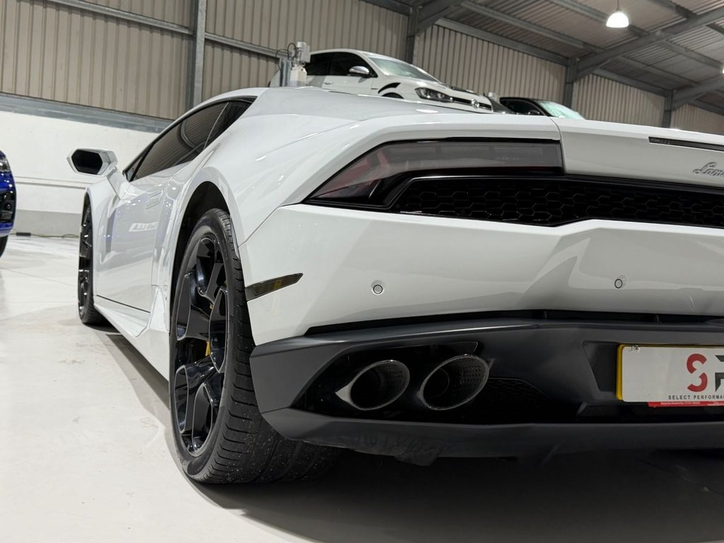 Used Lamborghini Huracan 2014 for sale - 77592247: Photo 35