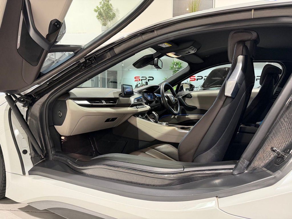 Used BMW i8 2016 for sale - 76333979: Photo 10