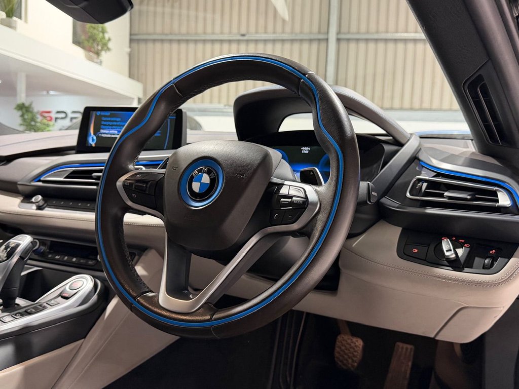 Used BMW i8 2016 for sale - 76333979: Photo 11