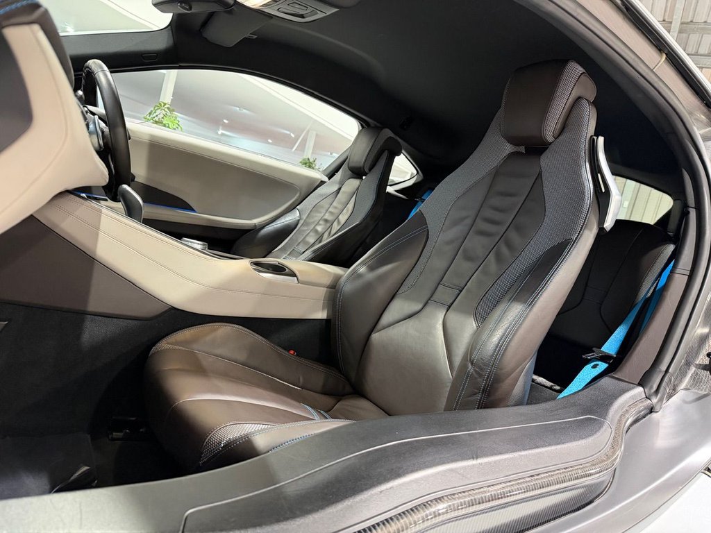Used BMW i8 2016 for sale - 76333979: Photo 12