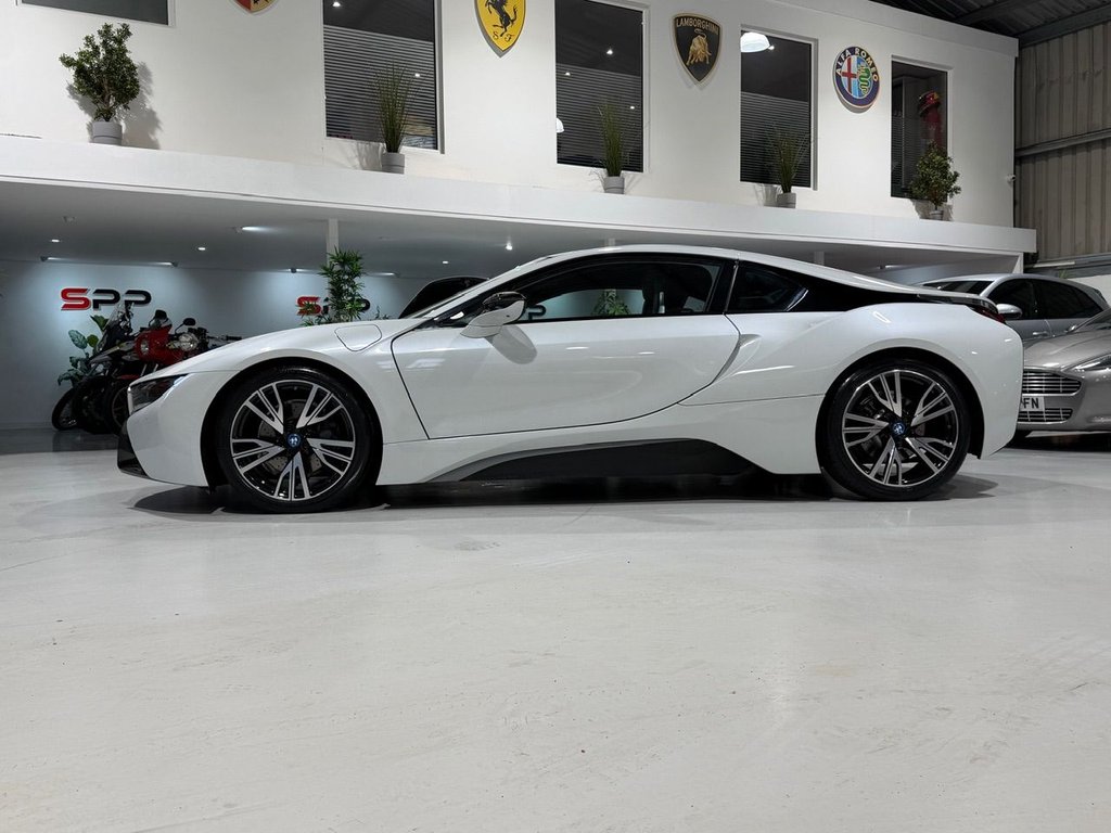 Used BMW i8 2016 for sale - 76333979: Photo 15
