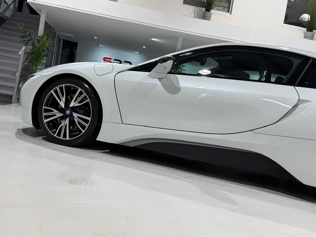 Used BMW i8 2016 for sale - 76333979: Photo 16