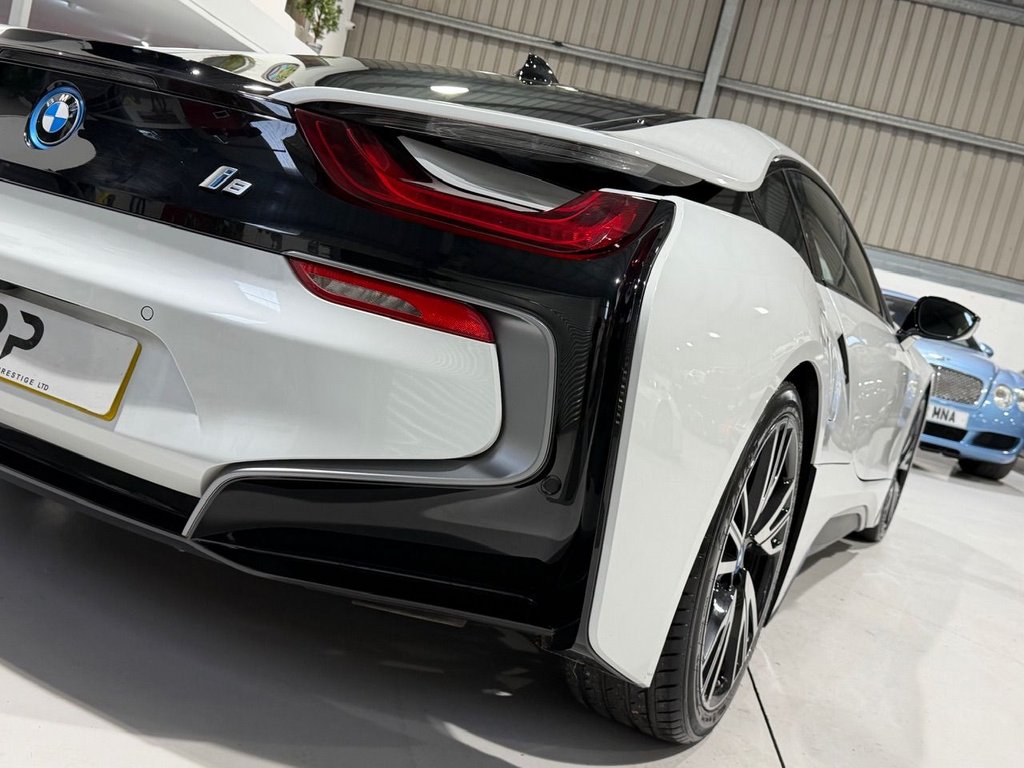 Used BMW i8 2016 for sale - 76333979: Photo 18