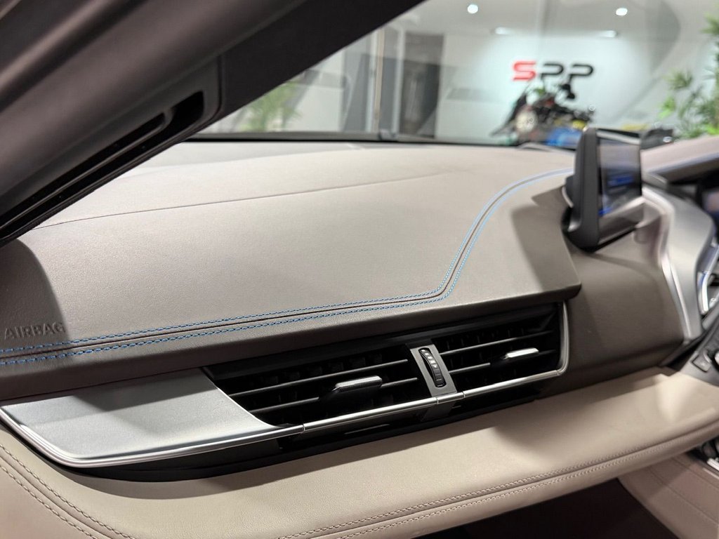 Used BMW i8 2016 for sale - 76333979: Photo 32