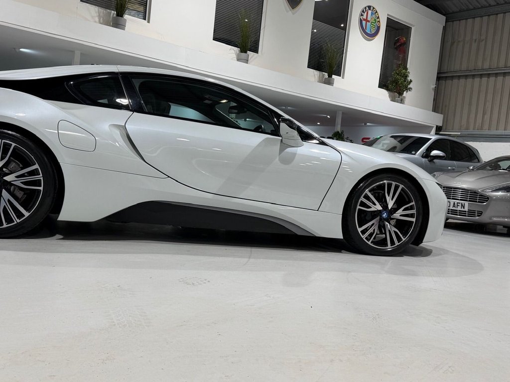 Used BMW i8 2016 for sale - 76333979: Photo 42