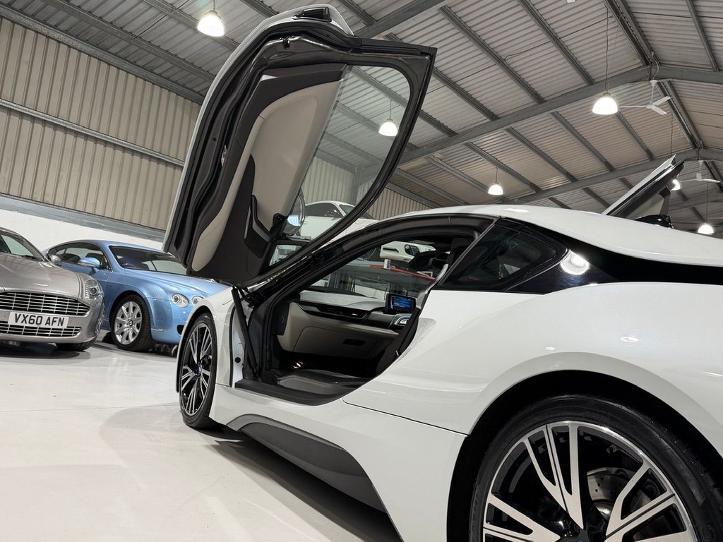 Used BMW i8 2016 for sale - 76333979: Photo 47