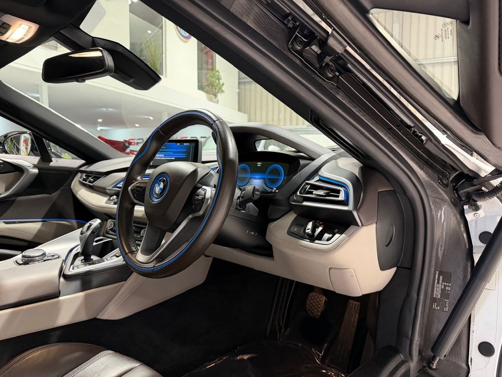 Used BMW i8 2016 for sale - 76333979: Photo 48