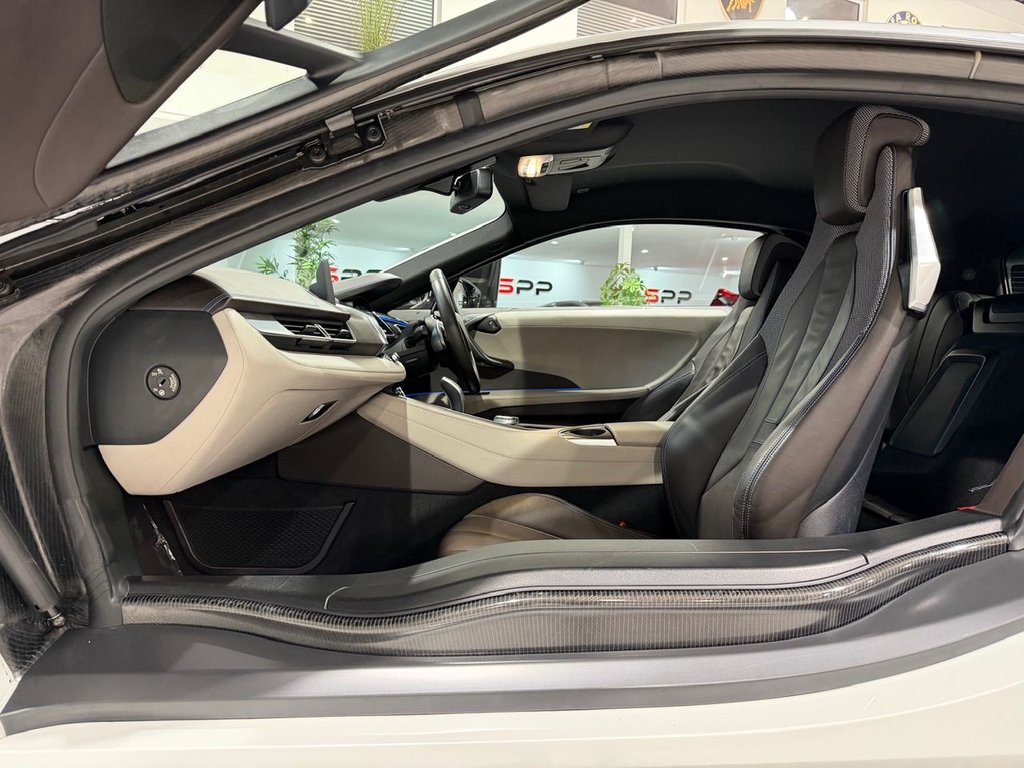 Used BMW i8 2016 for sale - 76333979: Photo 50