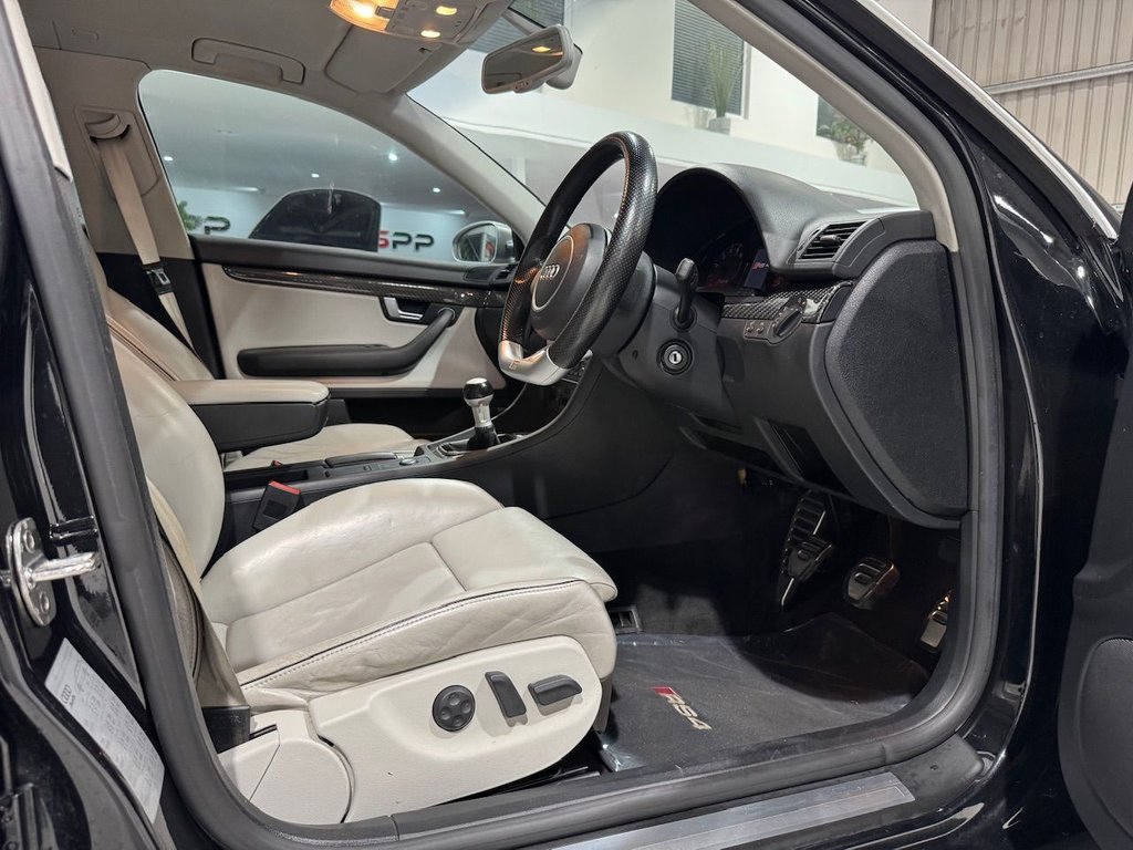 Used Audi RS4 2007 for sale - 77592235: Photo 40