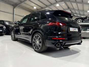 Used Porsche Cayenne 2017 for sale - 74401562: Photo