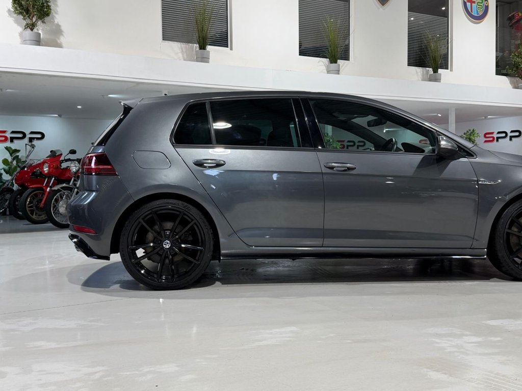 Used Volkswagen Golf 2018 for sale - 77990626: Photo 30