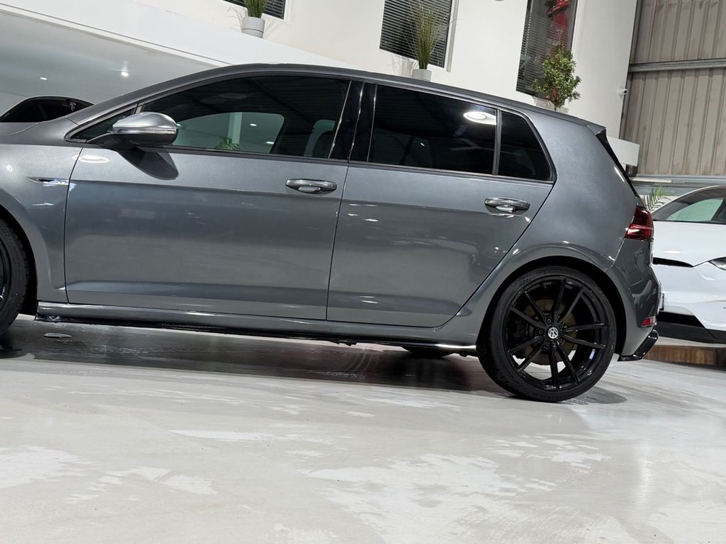 Used Volkswagen Golf 2018 for sale - 77990626: Photo 32