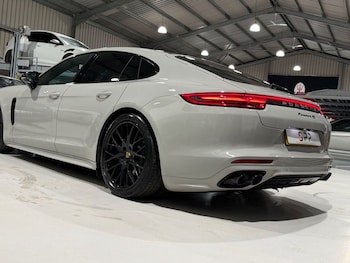 Used Porsche Panamera 2017 for sale - 77007551: Photo