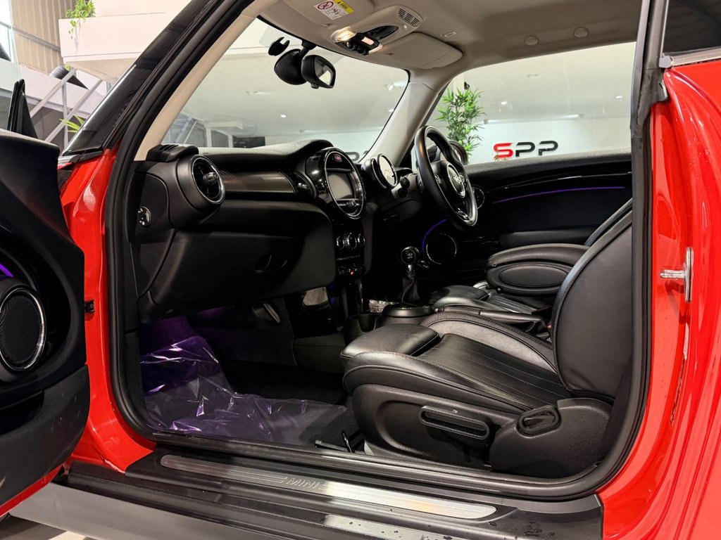 Used MINI Hatch 2018 for sale - 77733901: Photo 13