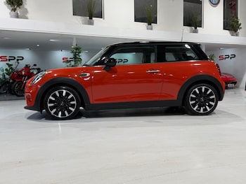 Used MINI Hatch 2018 for sale - 77733901: Photo