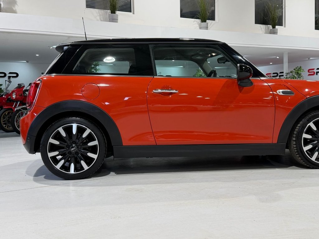 Used MINI Hatch 2018 for sale - 77733901: Photo 9