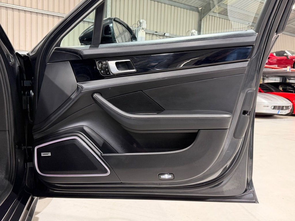 Used Porsche Panamera 2019 for sale - 76047923: Photo 31