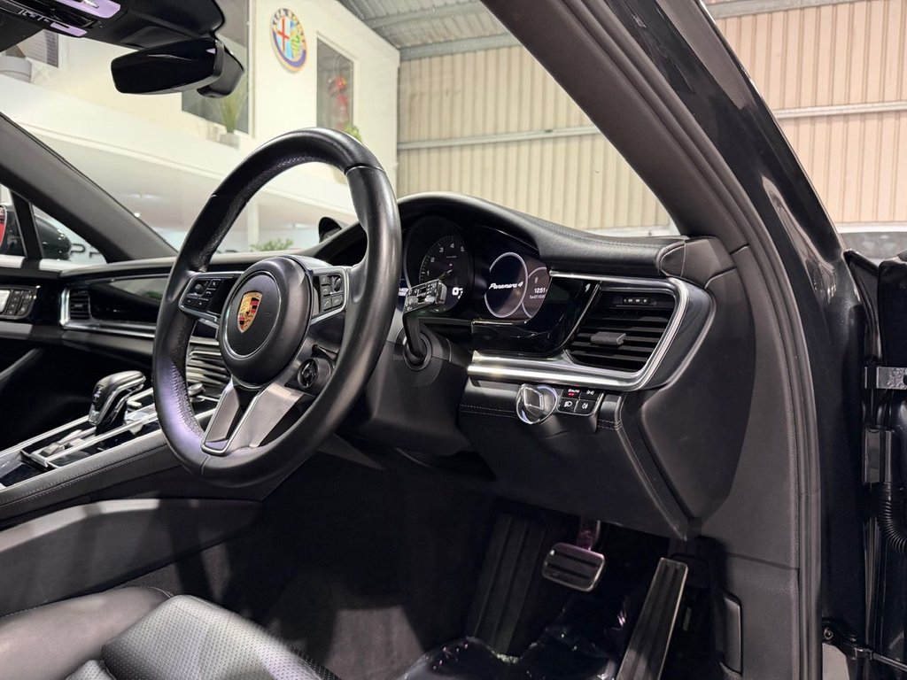 Used Porsche Panamera 2019 for sale - 76047923: Photo 42
